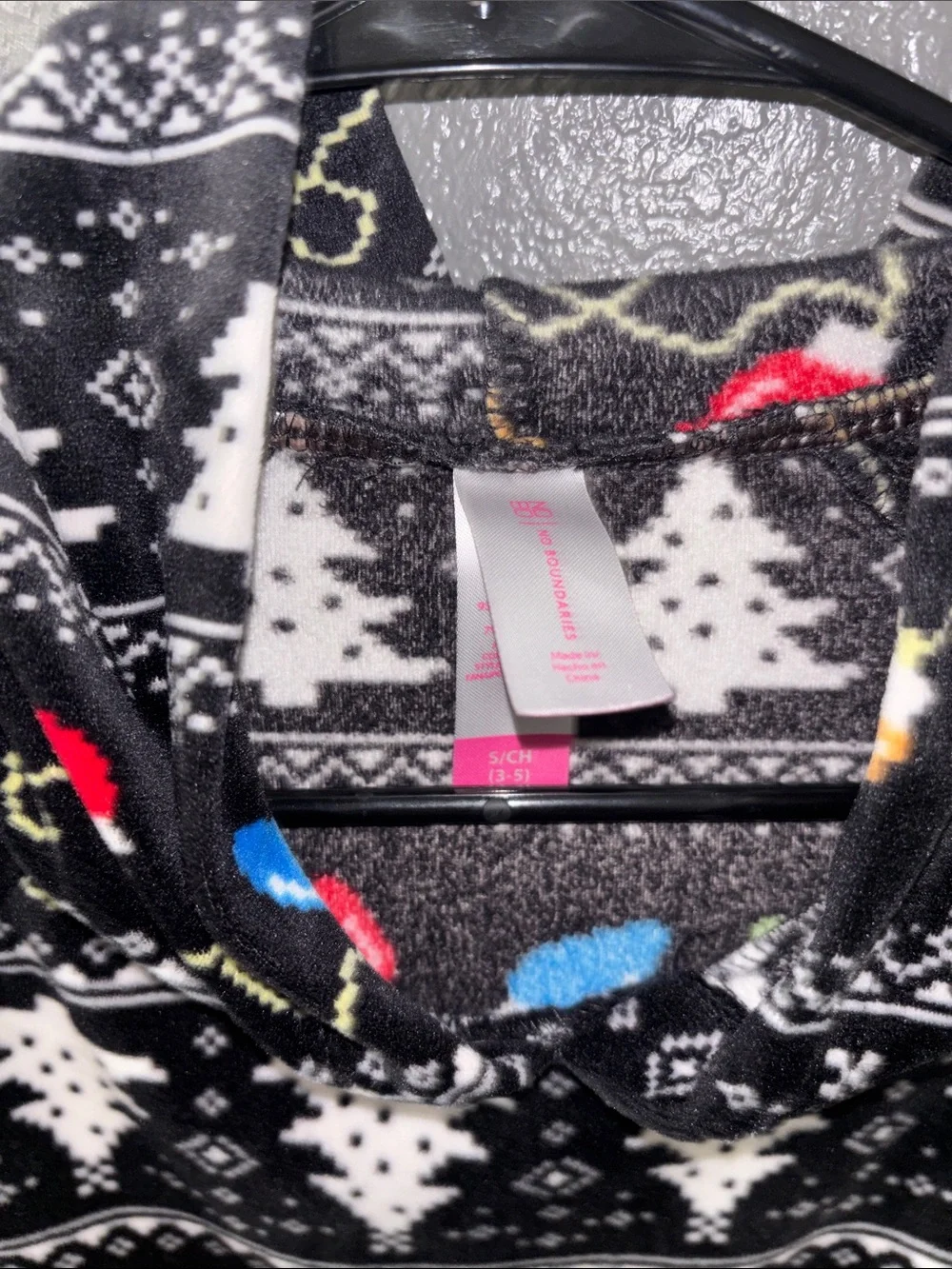 No boundaries Christmas sweater 🎄